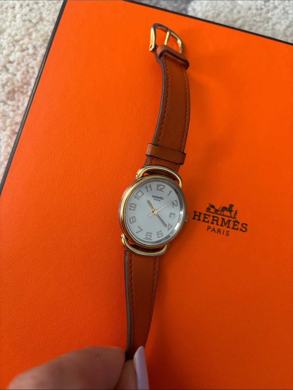 Authentic Hermès orange Leather Strap Gold and silver Tone Round Dial Watch - Picture 7 of 7